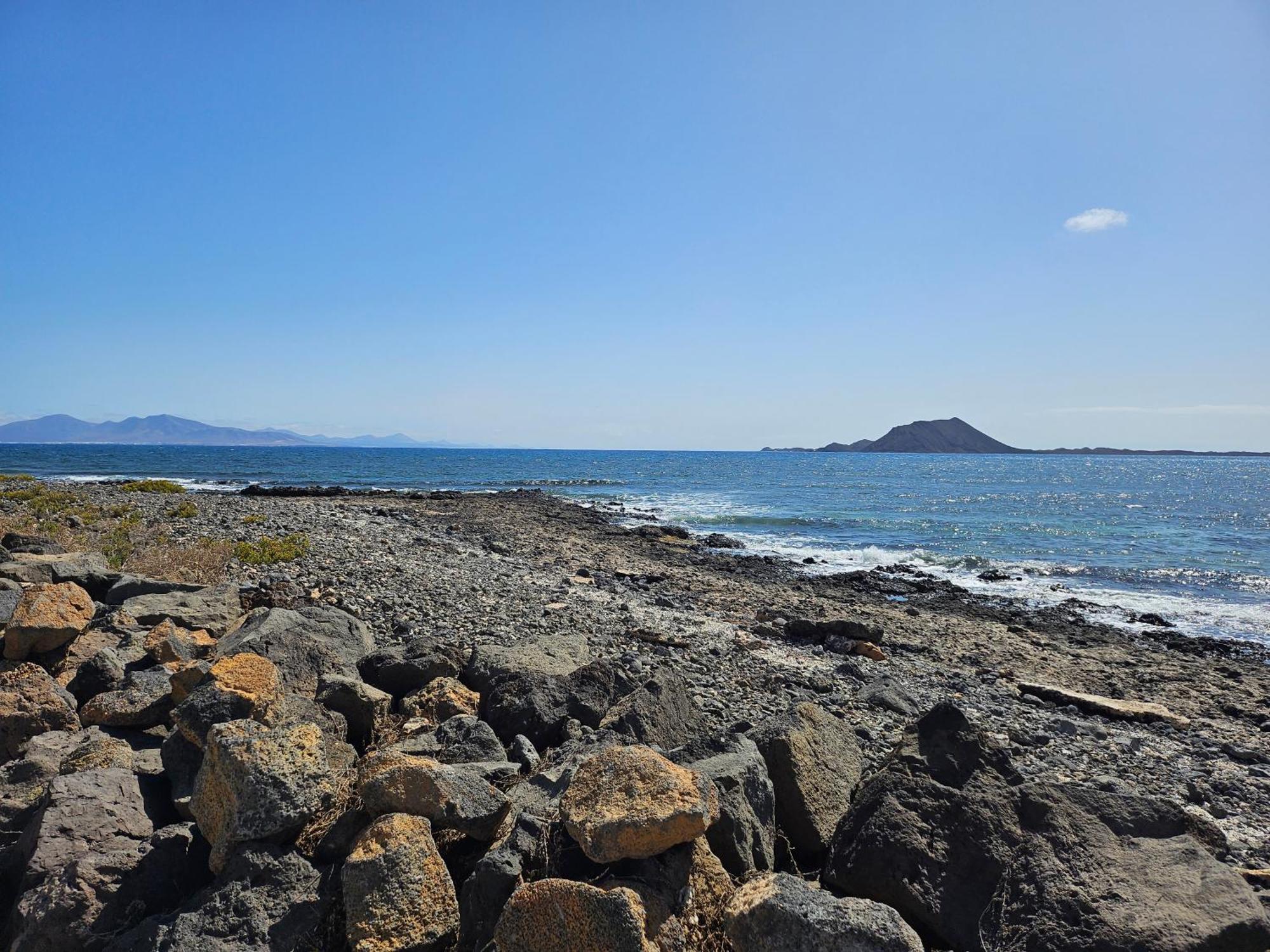 Corralejo Coliving By Amazzzing Travel Hostel Bagian luar foto